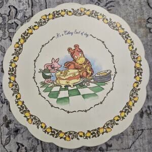 Selandia Classic Disney Winnie The Pooh Sculpted Cake Pedestal Stand